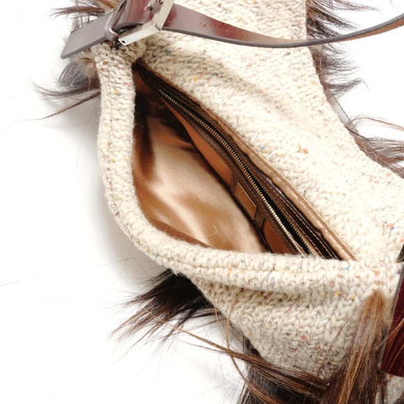 FENDI Mamma Bucket Knit Wool Shoulder Bag, Beige, WS26345 - Picture 11 of 13